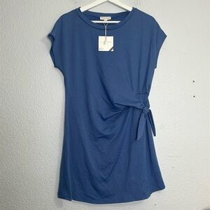 See You Monday Women’s Size Medium Blue Side Knot Mini Short T Shirt Dress NWT
